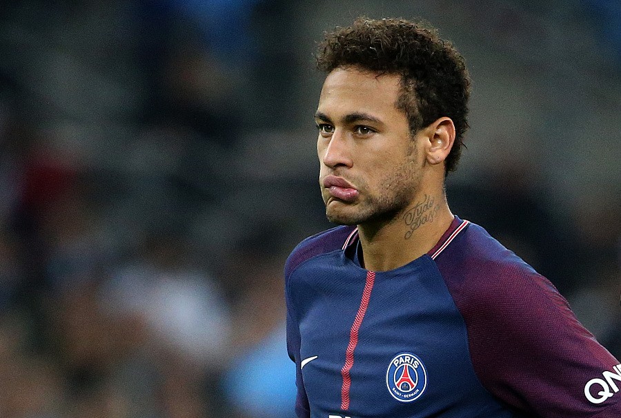 B费战亚美尼亚全场数据：3个进球，8次关键传球，2次抢断（B费对阵亚美尼亚表现：帽子戏法、8次关键传球、2次抢断）