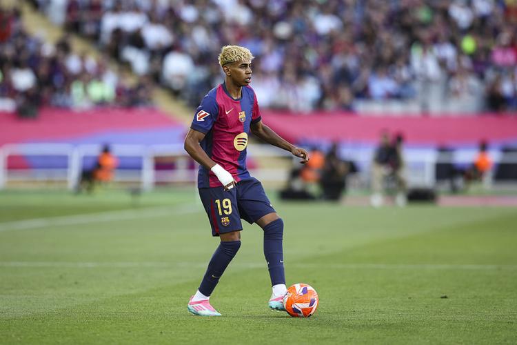 NBA战报：斯潘塞19+7&米切尔29分，勇士99-94击败骑士