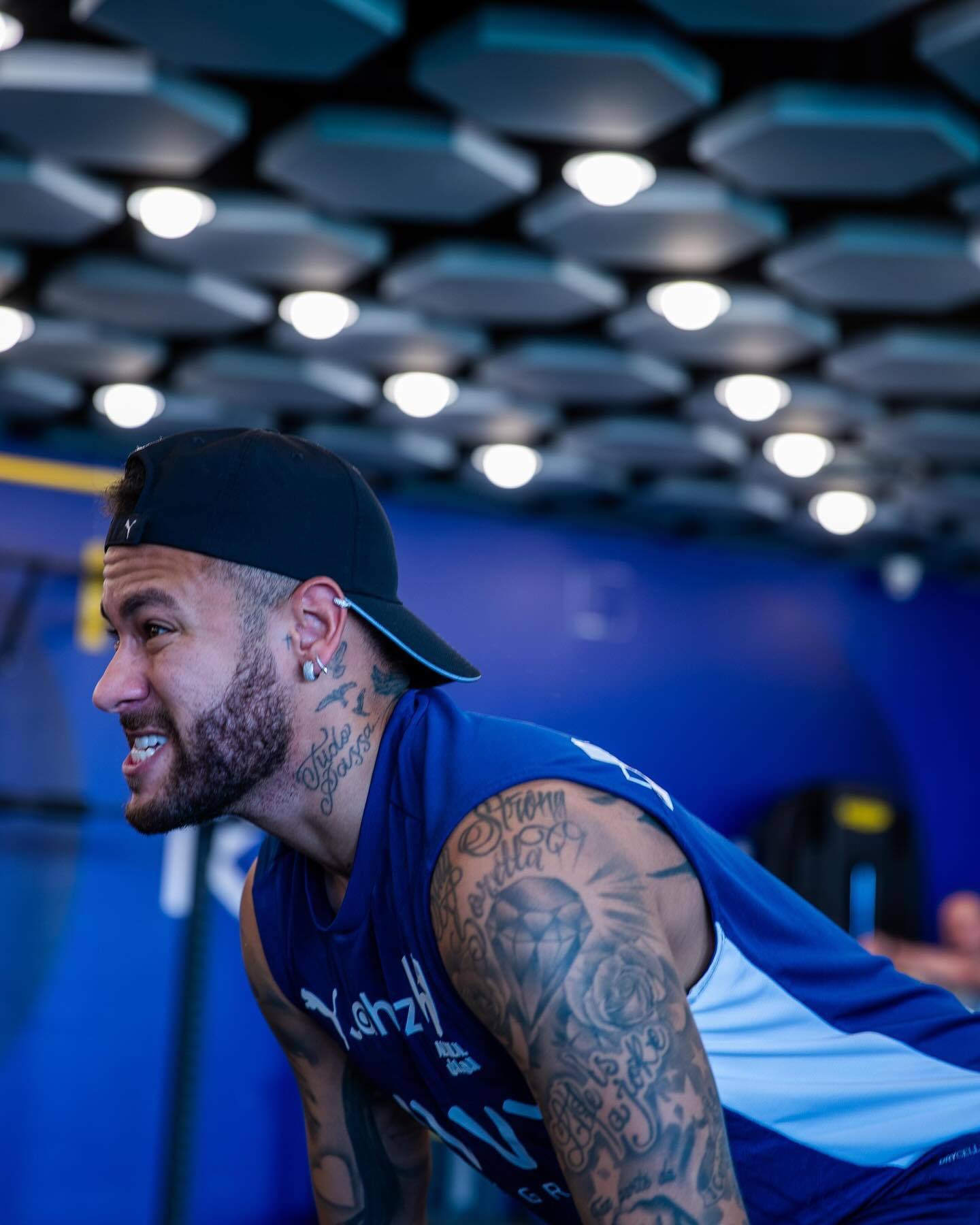 早报：又是一个疯狂的欧冠比赛日