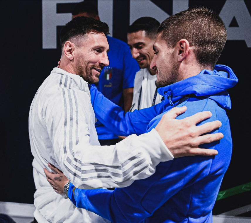 罗马诺：曼联新援奥罗斯科将在未来几天抵达英国完成转会流程