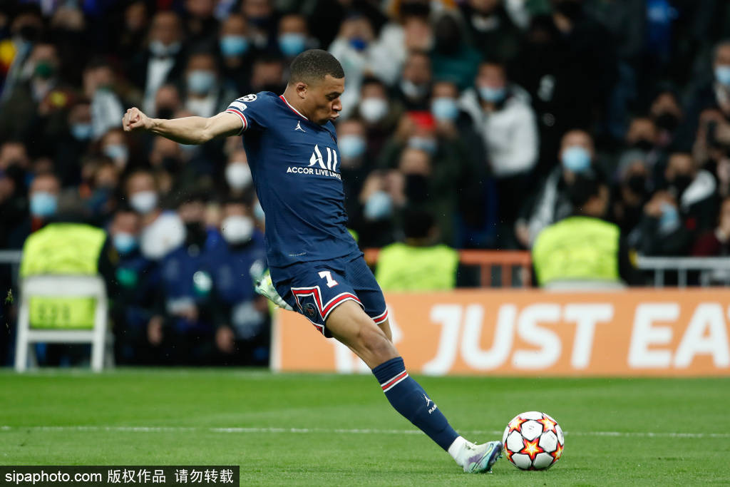 他终于等到属于自己的掌声