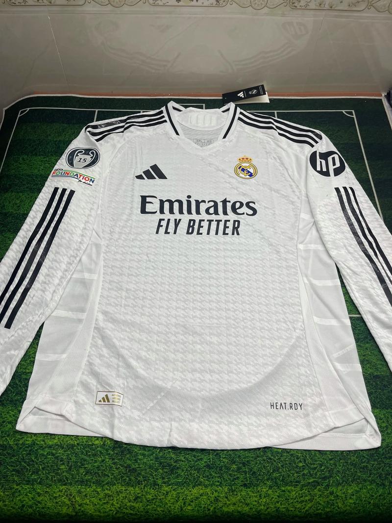 雷克瑟姆队长：在主场竟然有卡迪夫球迷挑衅我，我把他拳击了