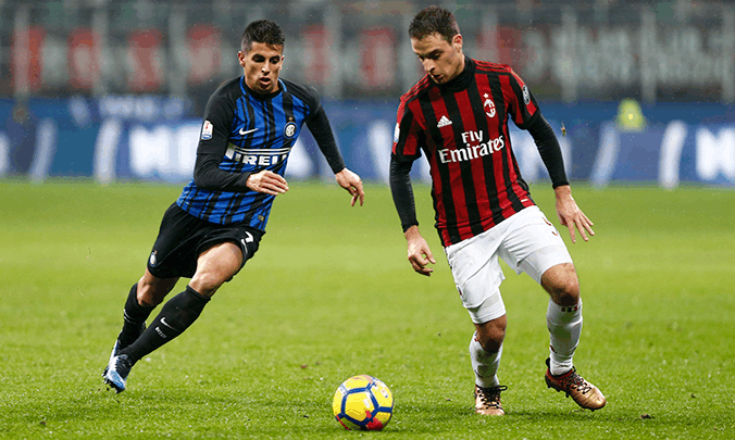 中超强队国安在亚冠被越南绝杀，国脚表现低迷，暴露中国足球实力与管理问题。（亚冠爆冷：国安遭越南队补时绝杀，国脚低迷折射中国足球实力与管理短板）