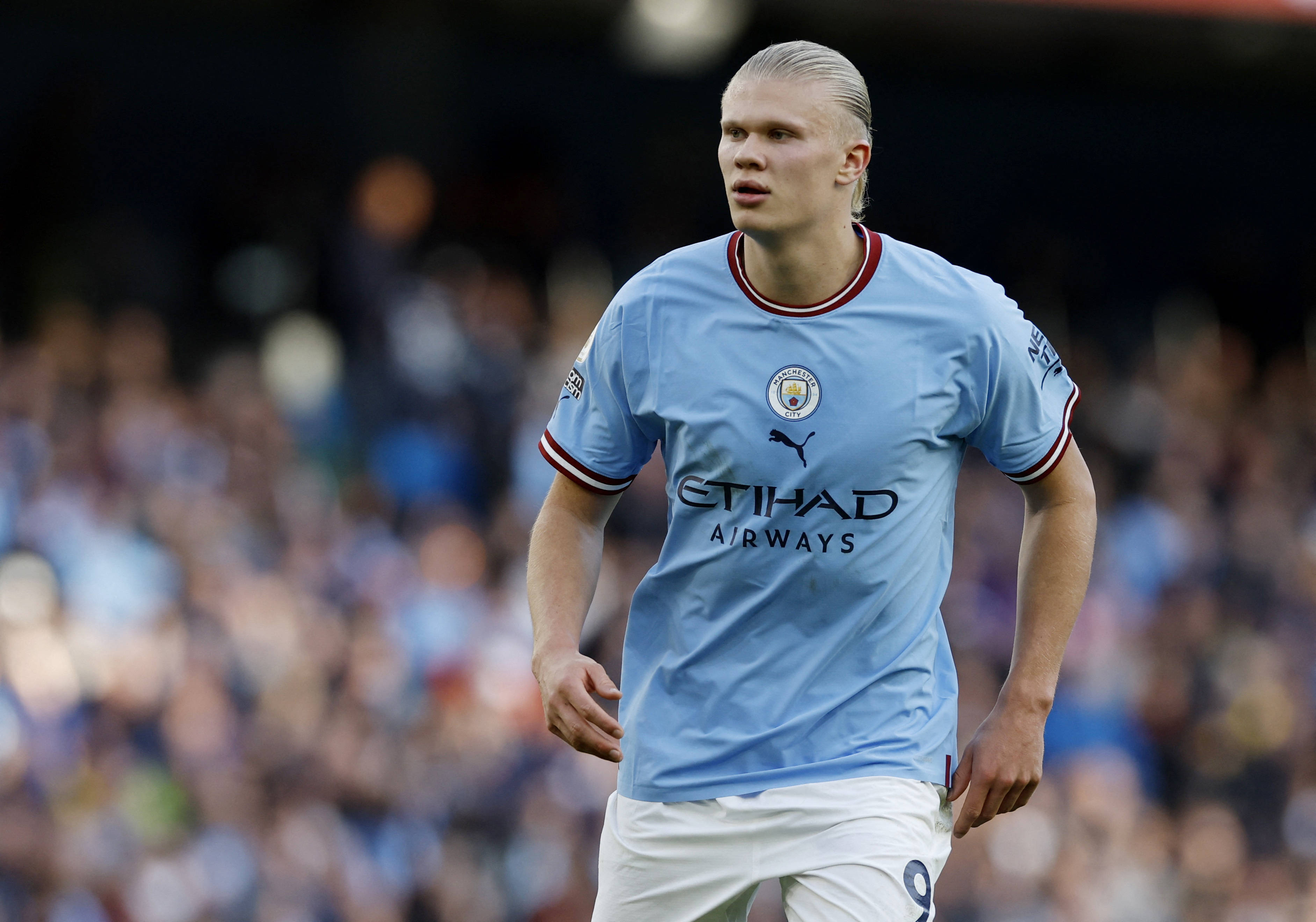 日媒：远藤航、久保建英等人在球场训练，镰田大地因疲劳单练