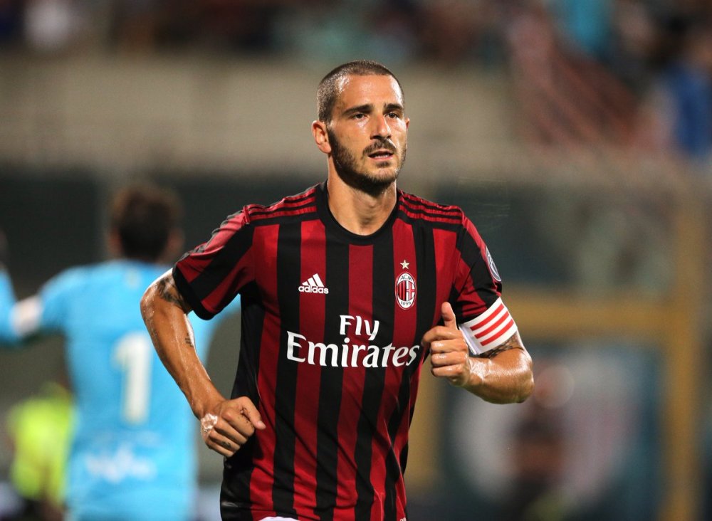 北青：邵佳一首期国足集训最早明年1月，将推进年轻化进程（北青：邵佳一首期国足集训或最早明年1月开营，将推进球队年轻化）