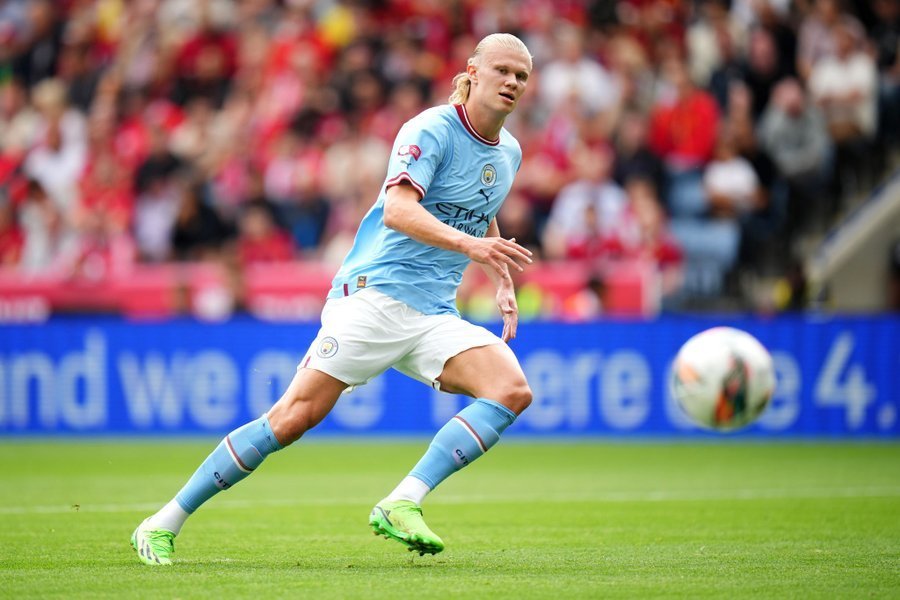 日职乙战报：格拉卡、松原后破门，磐田喜悦2-1战胜鸟栖砂岩